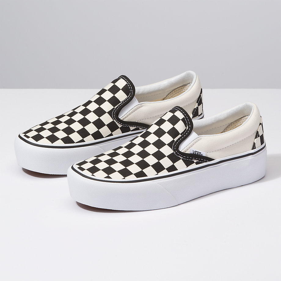 Vans Bayan Kaykay Ayakkabısı Slip-On Platform Siyah Beyaz | 45778-891